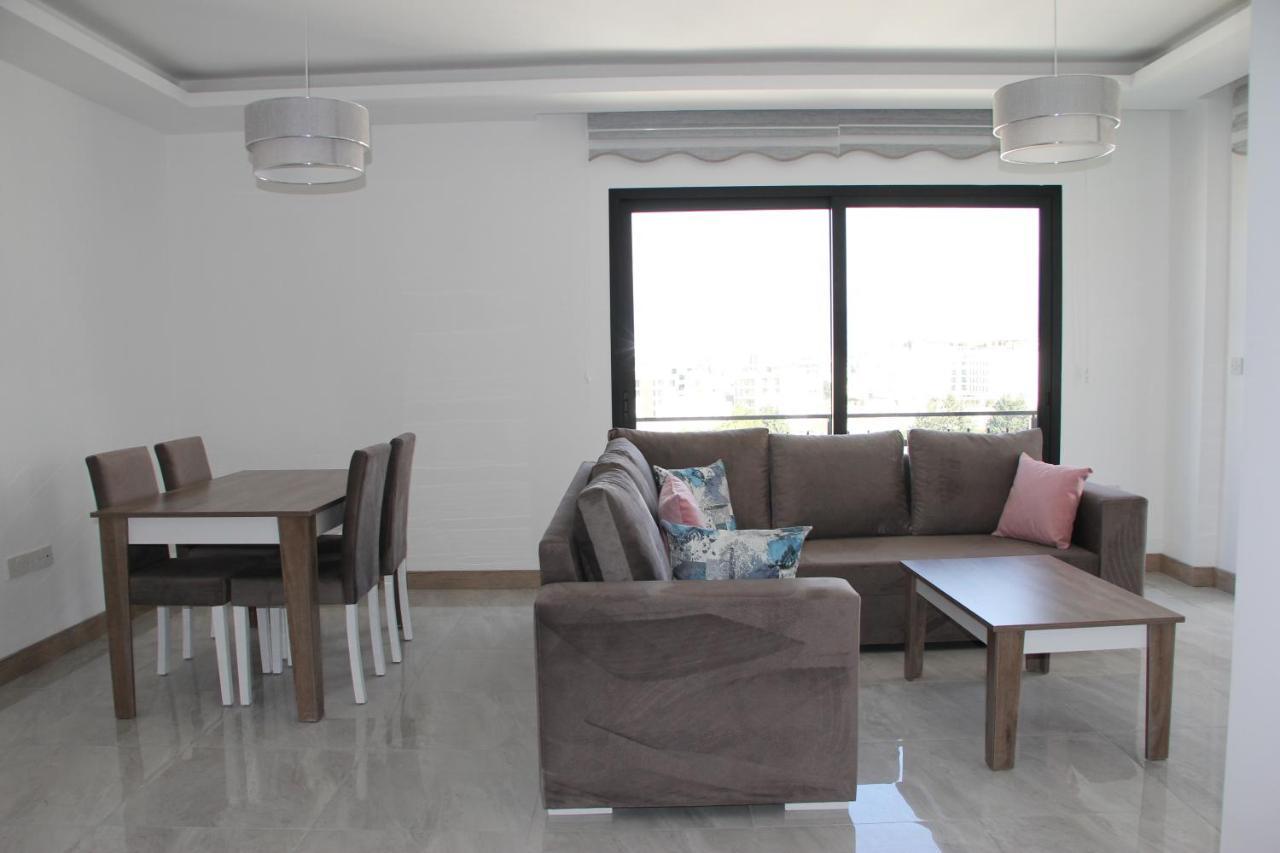 Okman Homes Kyrenia  Luaran gambar